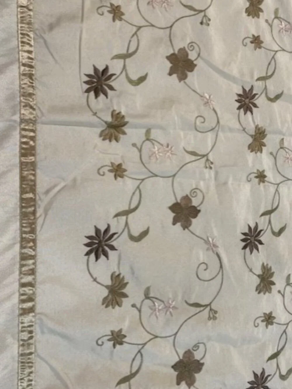 Cream Colored Linen Duvet Cover - King-size